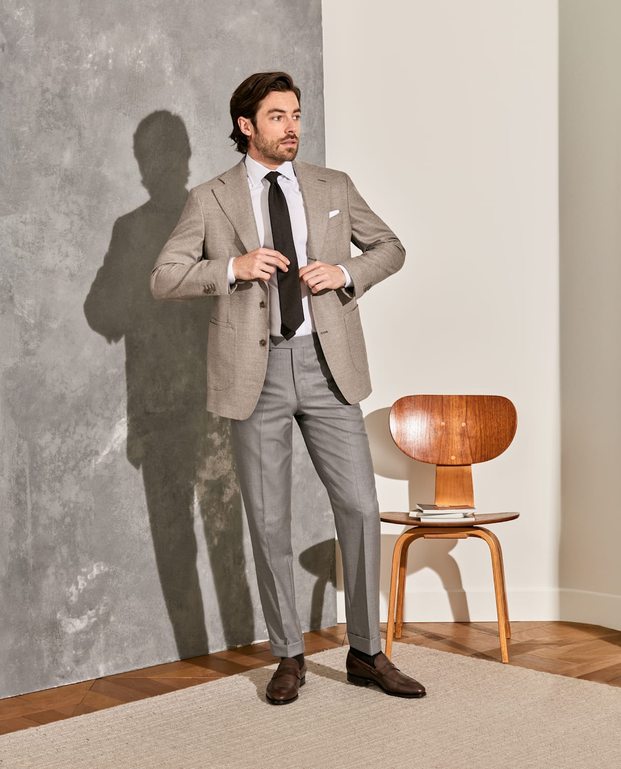Dressing for Success: How a Luxury Suit Can Enhance Your Career – Damiani