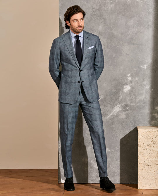 Customizing Your Wedding Suit: Personal Touches and Embellishments