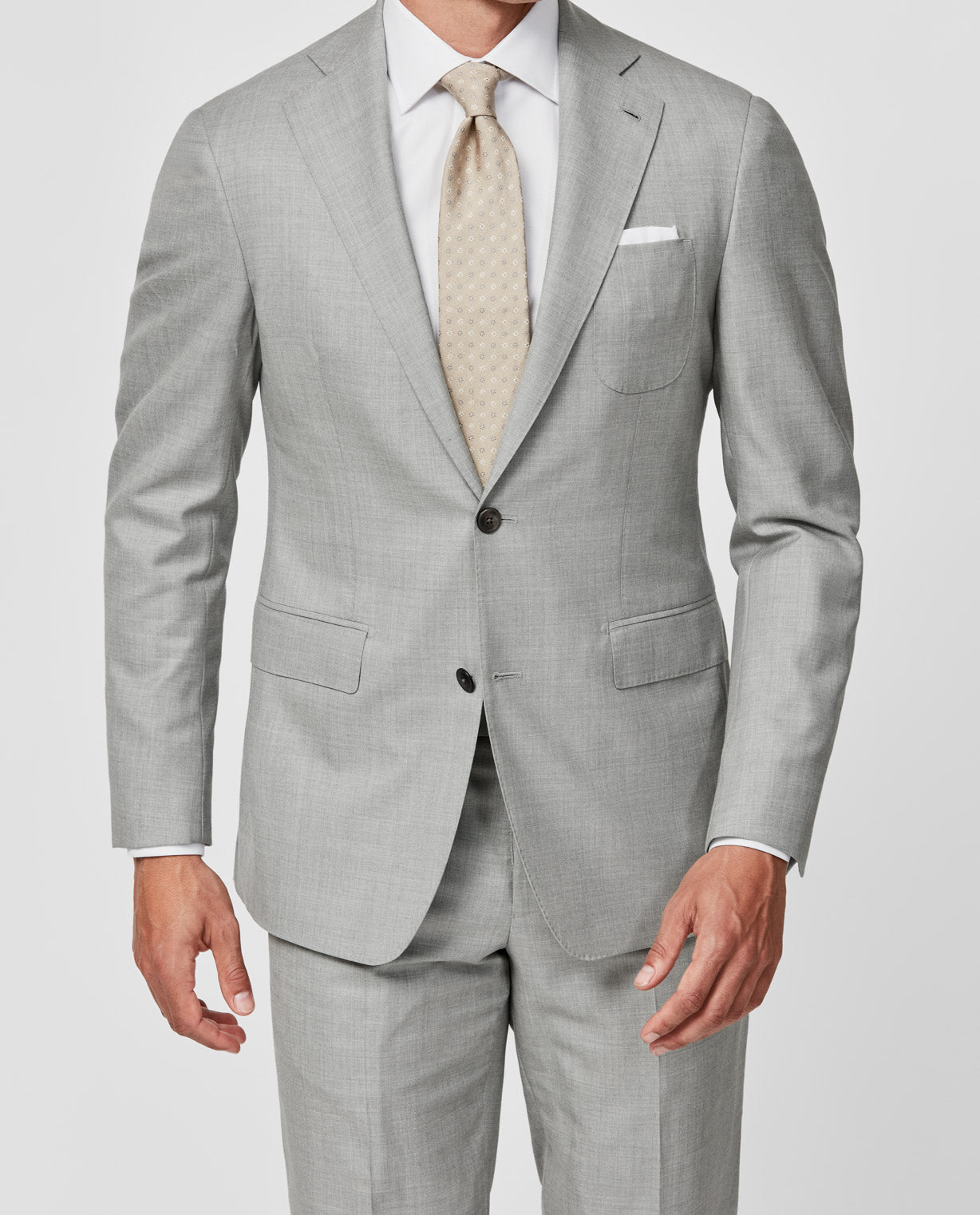 Interview Attire: Choosing a Suit to Make the Right Impression – Damiani