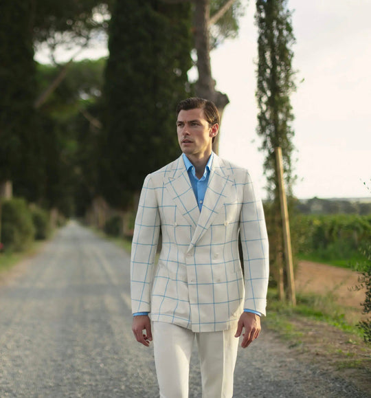 Classic vs. Trend: Navigating Tailored Suits in Modern Wardrobes